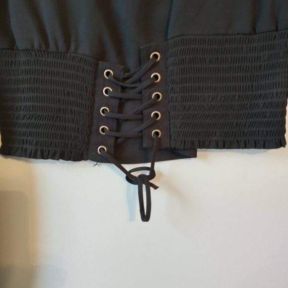 Lace up blouse - Picture 2 of 2